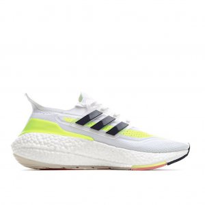 Tênis Adidas UltraBoost 21 - Branco e Verde - Feminino
