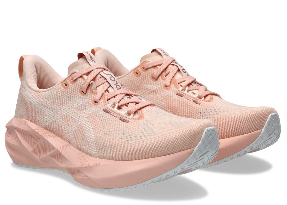 Tênis Asics Novablast 5 - Feminino - Rosa Claro